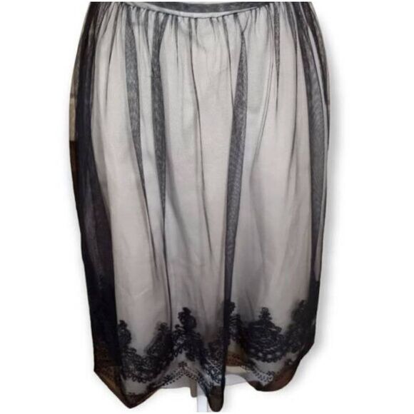 DAVID'S BRIDAL BLACK & NUDE STRAPLESS TULLE DRESS W/CAVIAR BEADING SZ.2 EUC - Picture 7 of 11